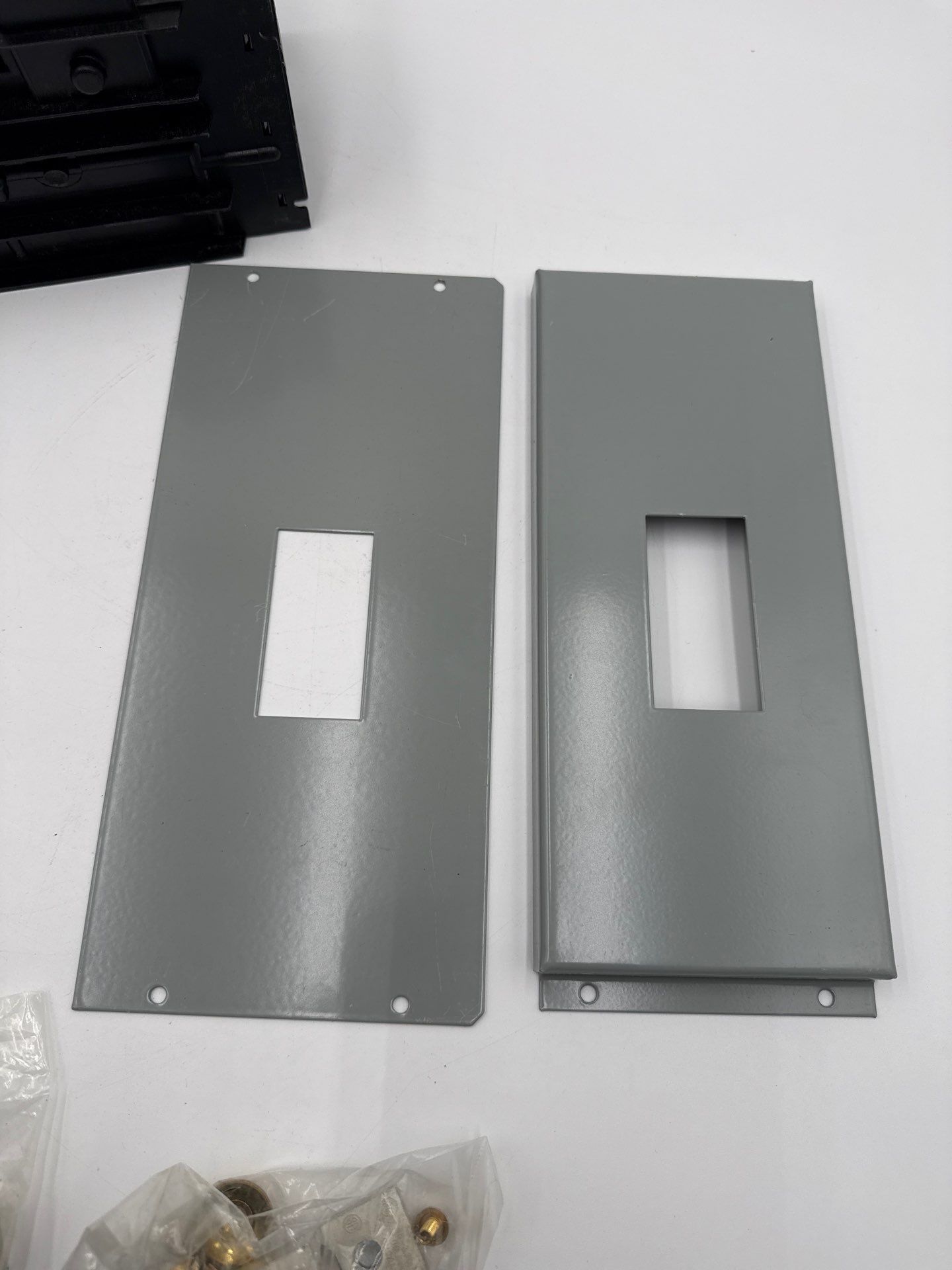 GE MB233WB Sub Feed Kit SF250 225A 3P with SFHA Breaker 225 Amp New