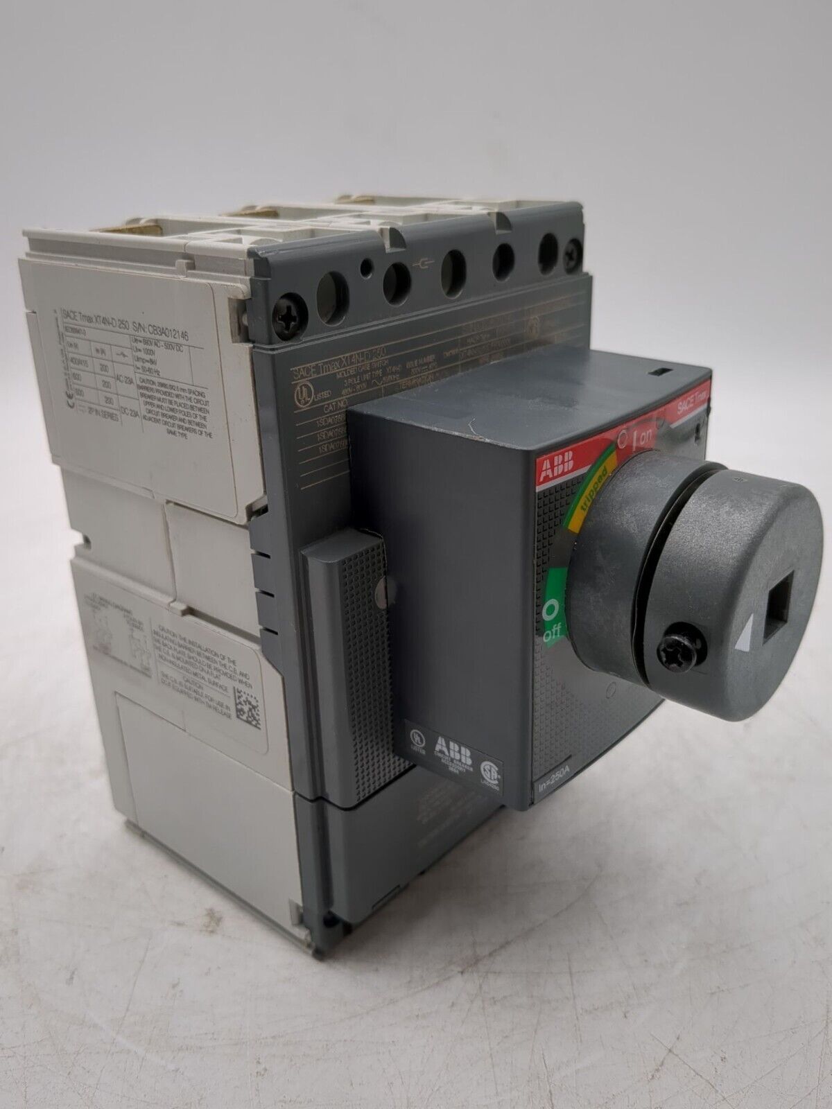 ABB XT4NU3250DFF001XXX Used