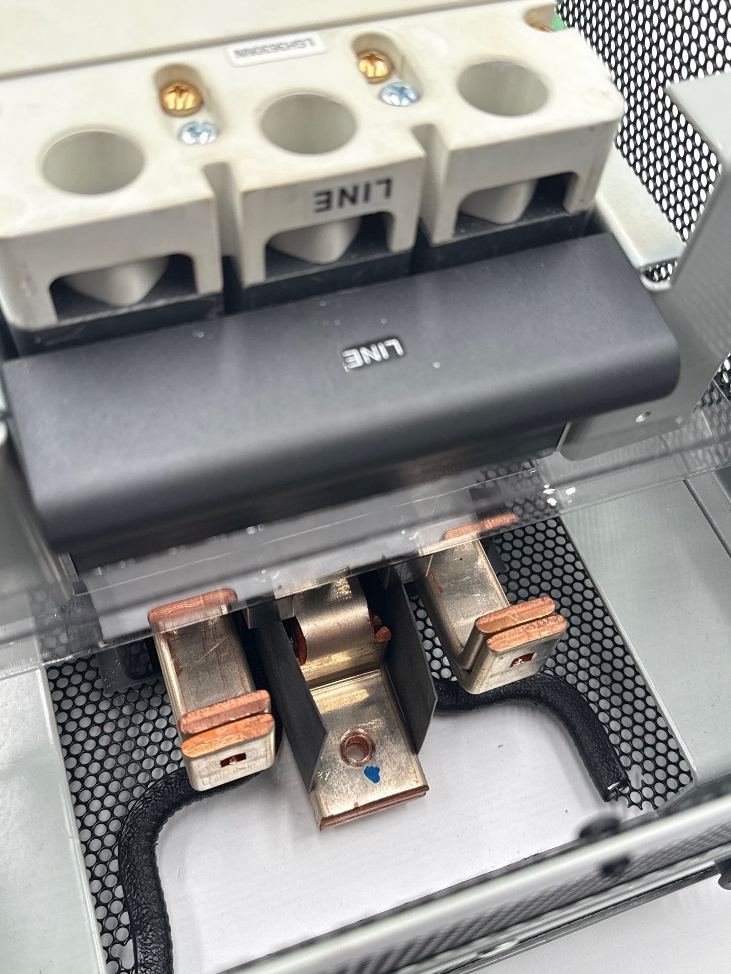 Eaton LG3DOM LGH3630NN LG Drawout Cassette Circuit Breaker 600A 3P 600V Used