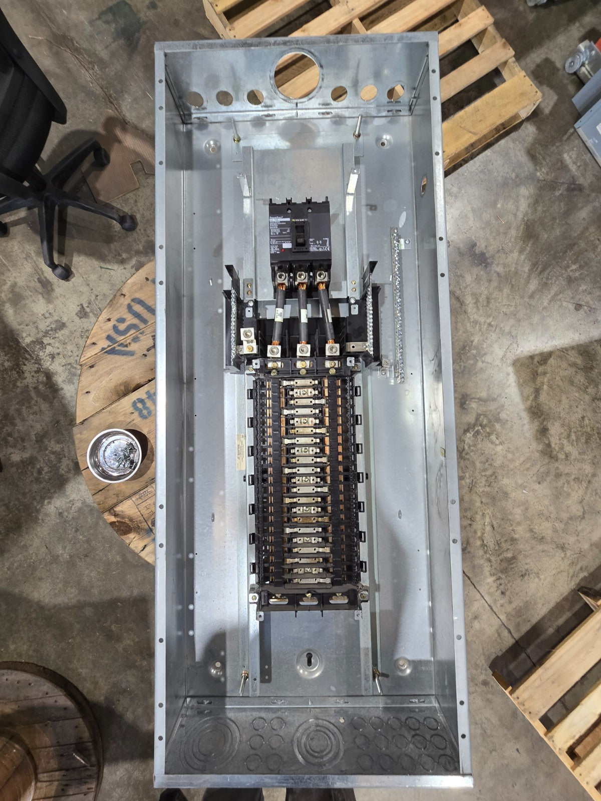 Square D NQ442L2C Panelboard 225A 240V 3PH 4W 42 Cir MCB Panel QJL32150 150 Amp Used