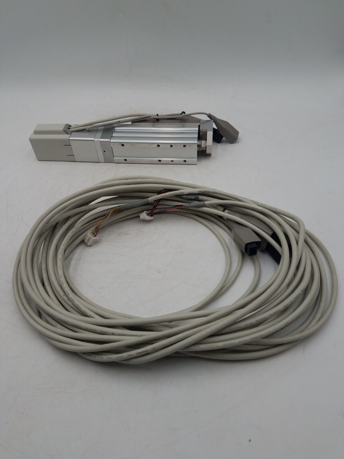 SMC LESYH16DEB-50W-R5C917-X171 New