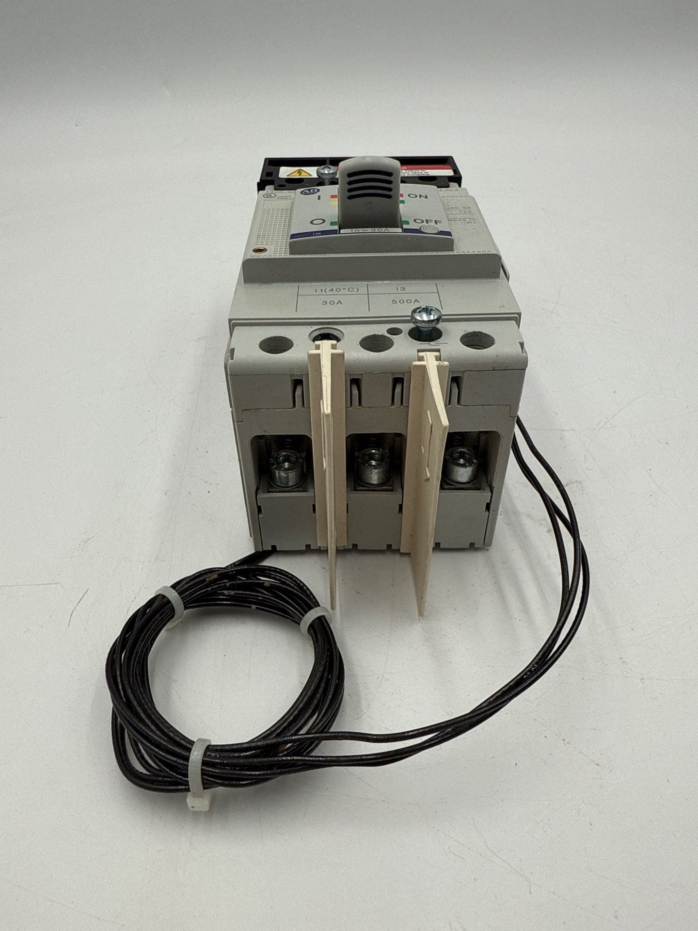 Allen Bradley 140G-G6C3-C30-KA Circuit Breaker 30A 3P 600V 140G 30 Amp 3 Pole Used