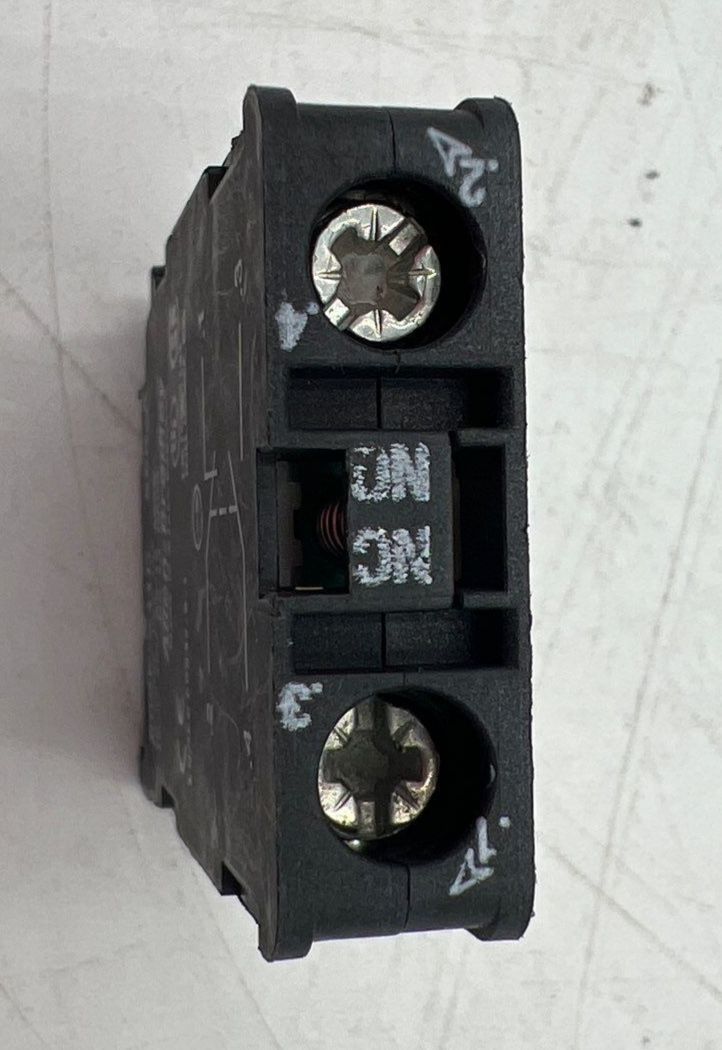 Allen‑Bradley 800F‑X11D 22 mm Contact Block 1 NO/1 NC Screw Dual‑Circuit 10pc New