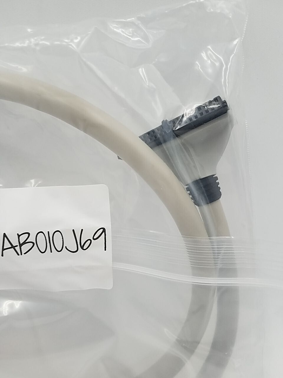 Allen-Bradley 1492-CAB010J69 New