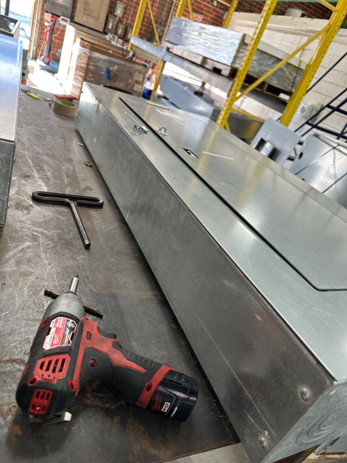 Square D NF Panelboard 250A 600Y/347V 3PH 4W 42 Cir 250 Amp Box MH44 240V P396 Used