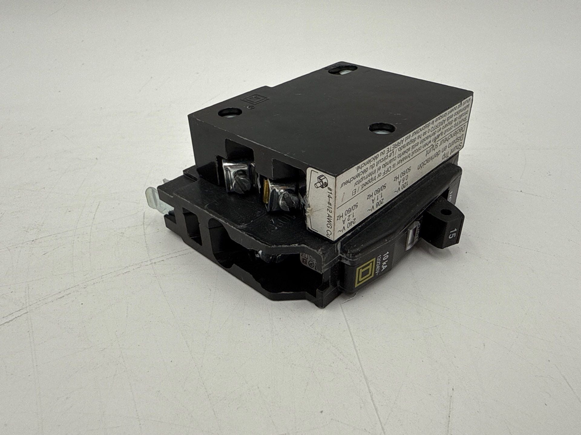 Square D QOB1151021 Circuit Breaker 15A 1P 120/240V QOB 15 Amp Shunt Trip Used