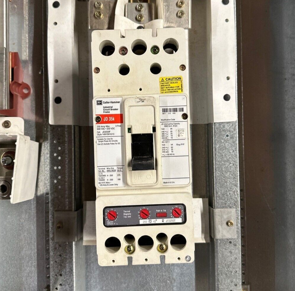 Cutler Hammer PRL1A Panelboard 250A 120/208V 3PH 4W 42Cir Indoor Encl MCB JD3250 P126 Used