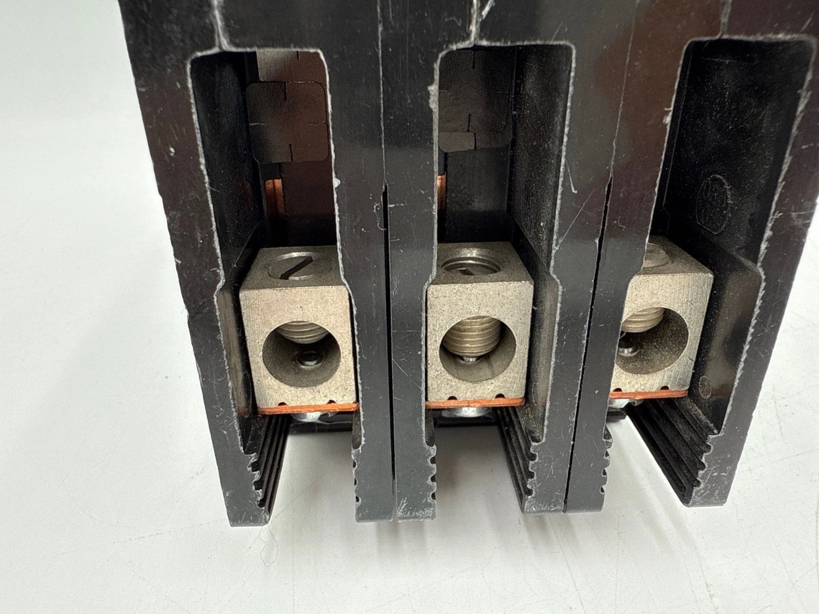 Square D EJB34080 Circuit Breaker 80A 3P 480/277V EJB Bolt On 80 Amp 3 Pole Used