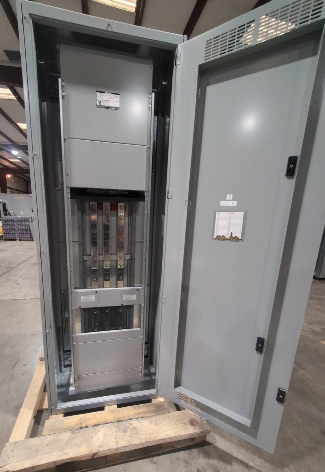 Siemens P5 Panelboard P5E90ML800ATS 800A 480/277V 3PH 4W MLO Panel 800 Amp New