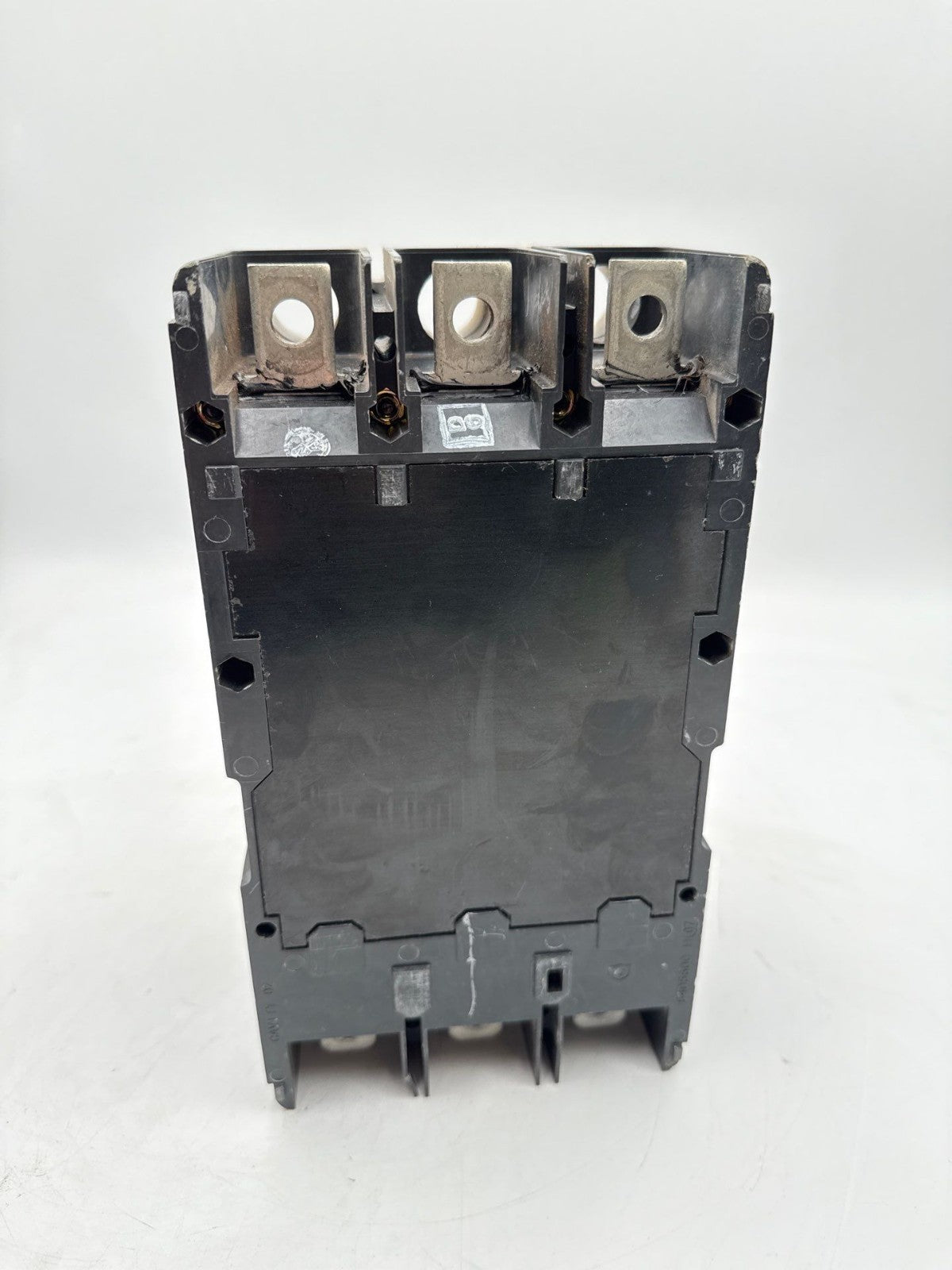 Eaton PDG33M0400FNNN Circuit Breaker 3P 600V w/ 300A Trip PDG3XTFA30300 300 Amp Used