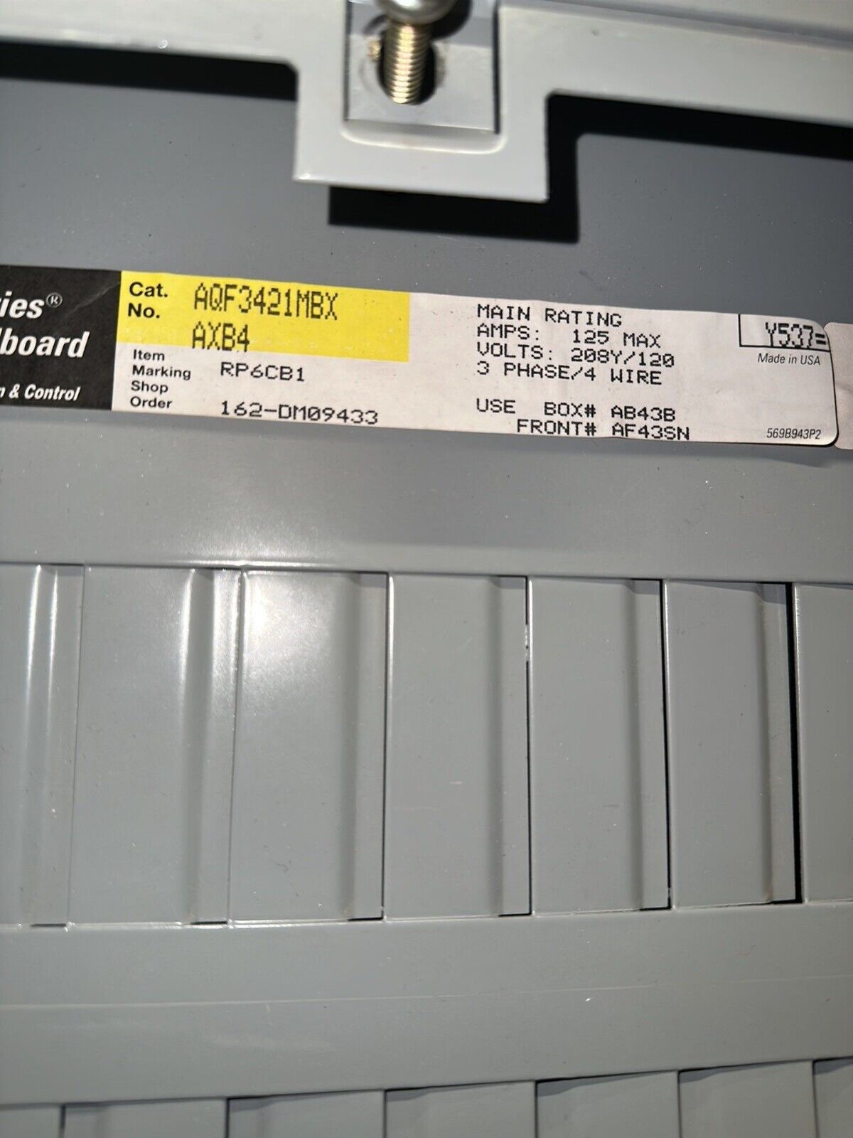GE AQF3421MBX Panelboard 125A 208Y/120V 3PH 4W 42 Circuit Main Lug MLO 125 Amp P008 Used