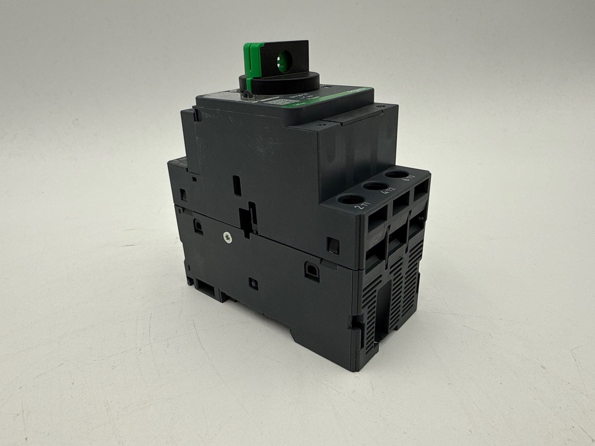 Schneider GV2P07 Circuit Protector Manual Starter 1.6-2.5A 3P 690V TeSys Deca New