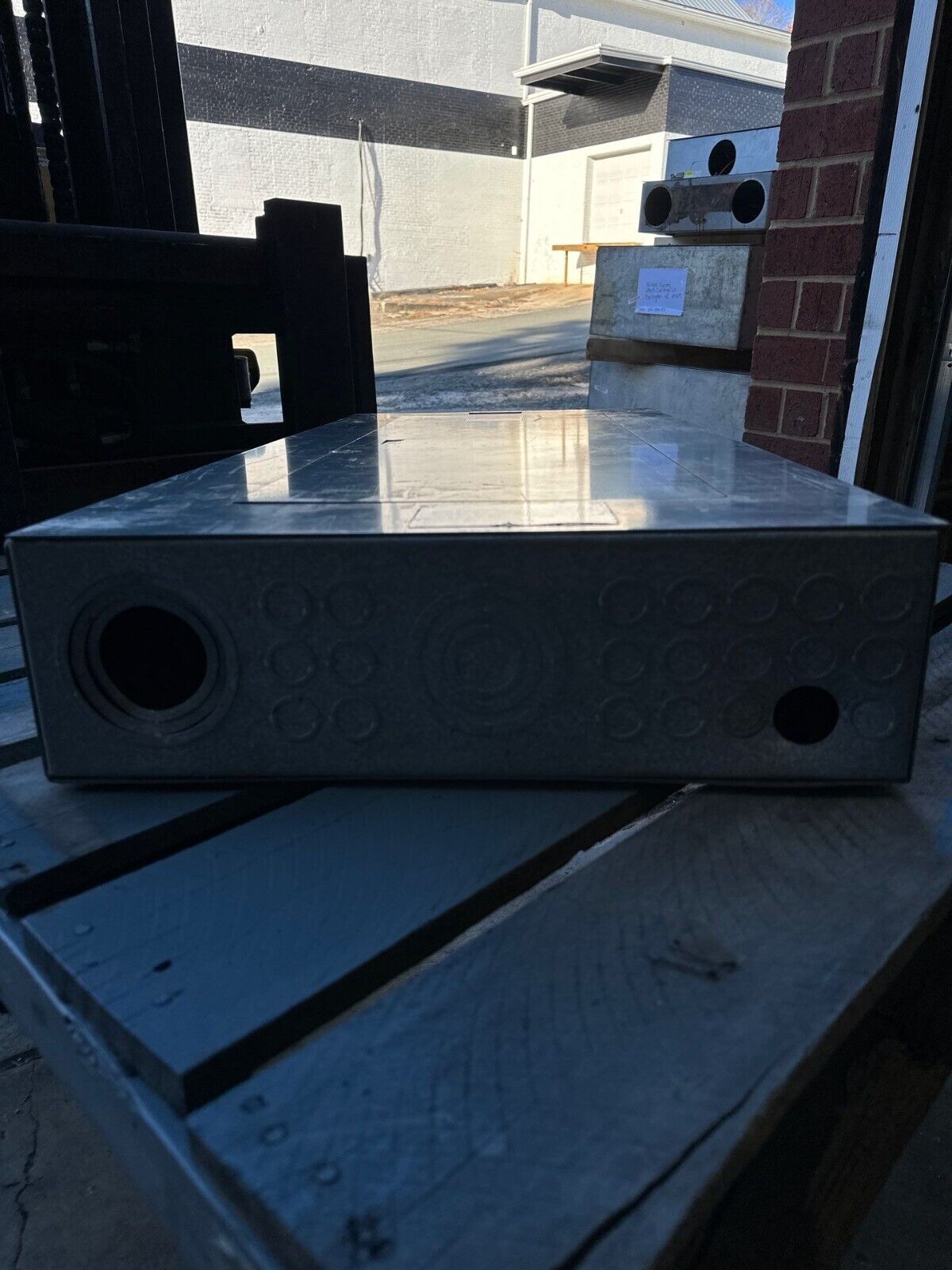 Square D NF Panelboard 250A 600Y/347V 240V 3PH 4W 42 Cir Box MH44 Indoor P318 Used