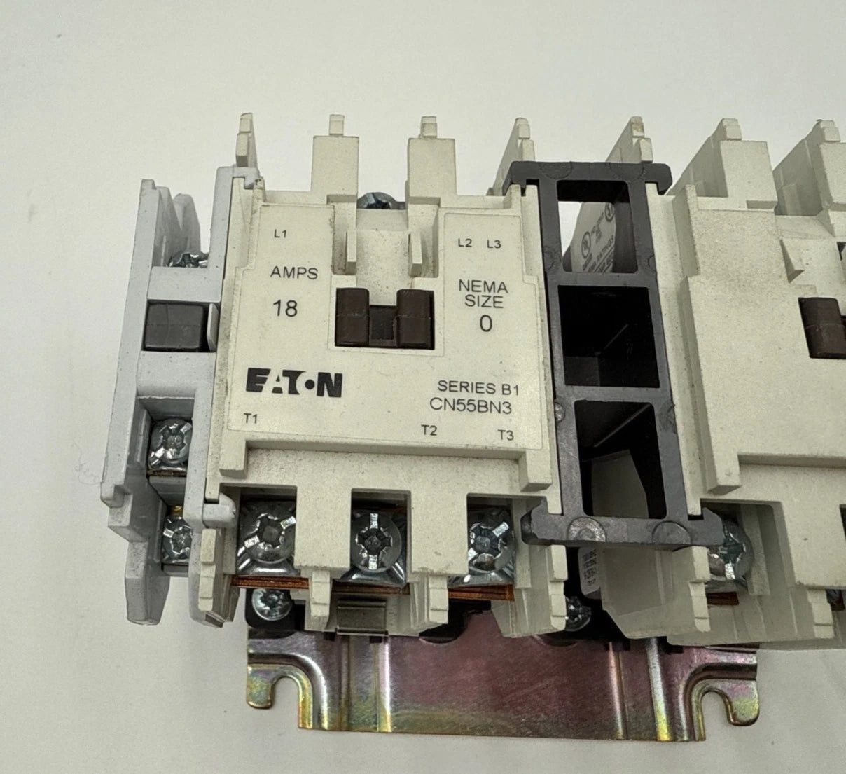 Eaton CN55BN3 Reversing Contactor NEMA Size 0 18A 3P 5HP Coil 110/120V CN55BN3AB Used