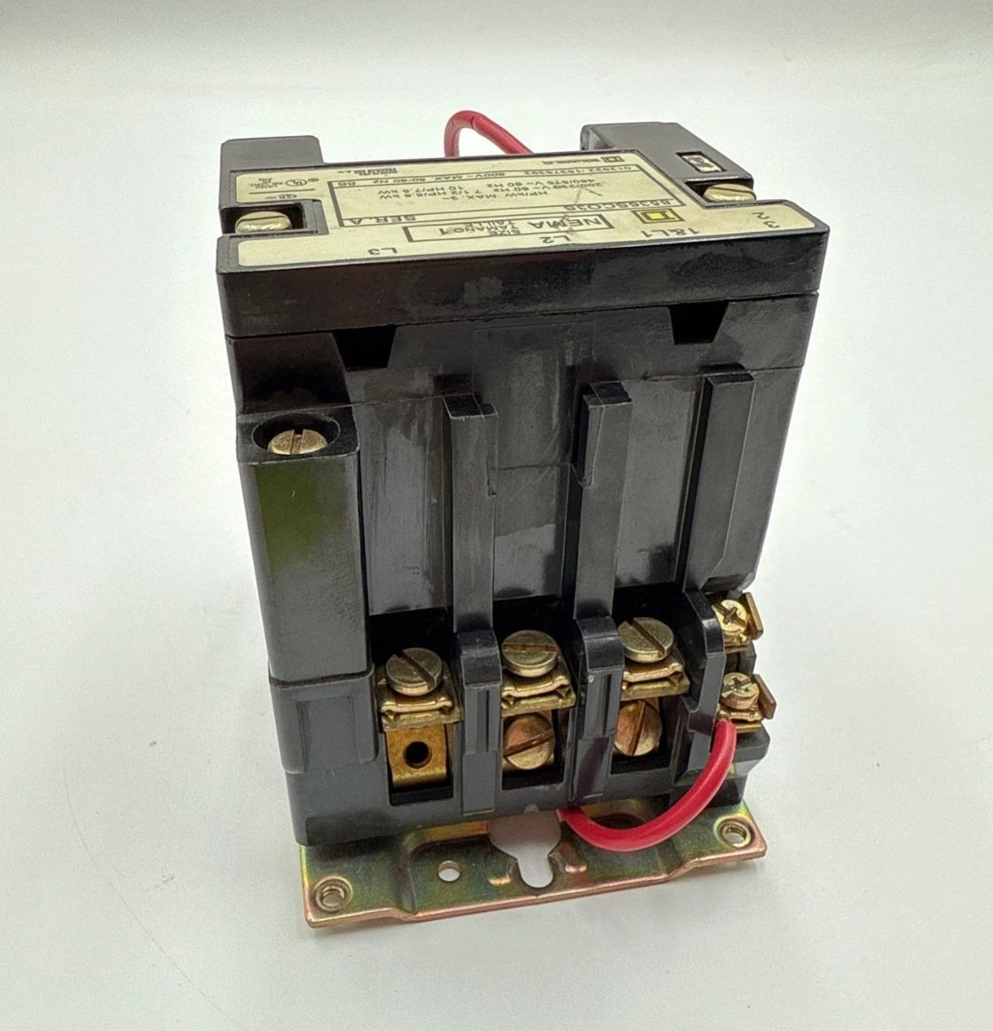 Square D 8536SCO3S Contactor NEMA Size 1 Coil 110/120V 3P 10HP 600V 31041-400-42 Used