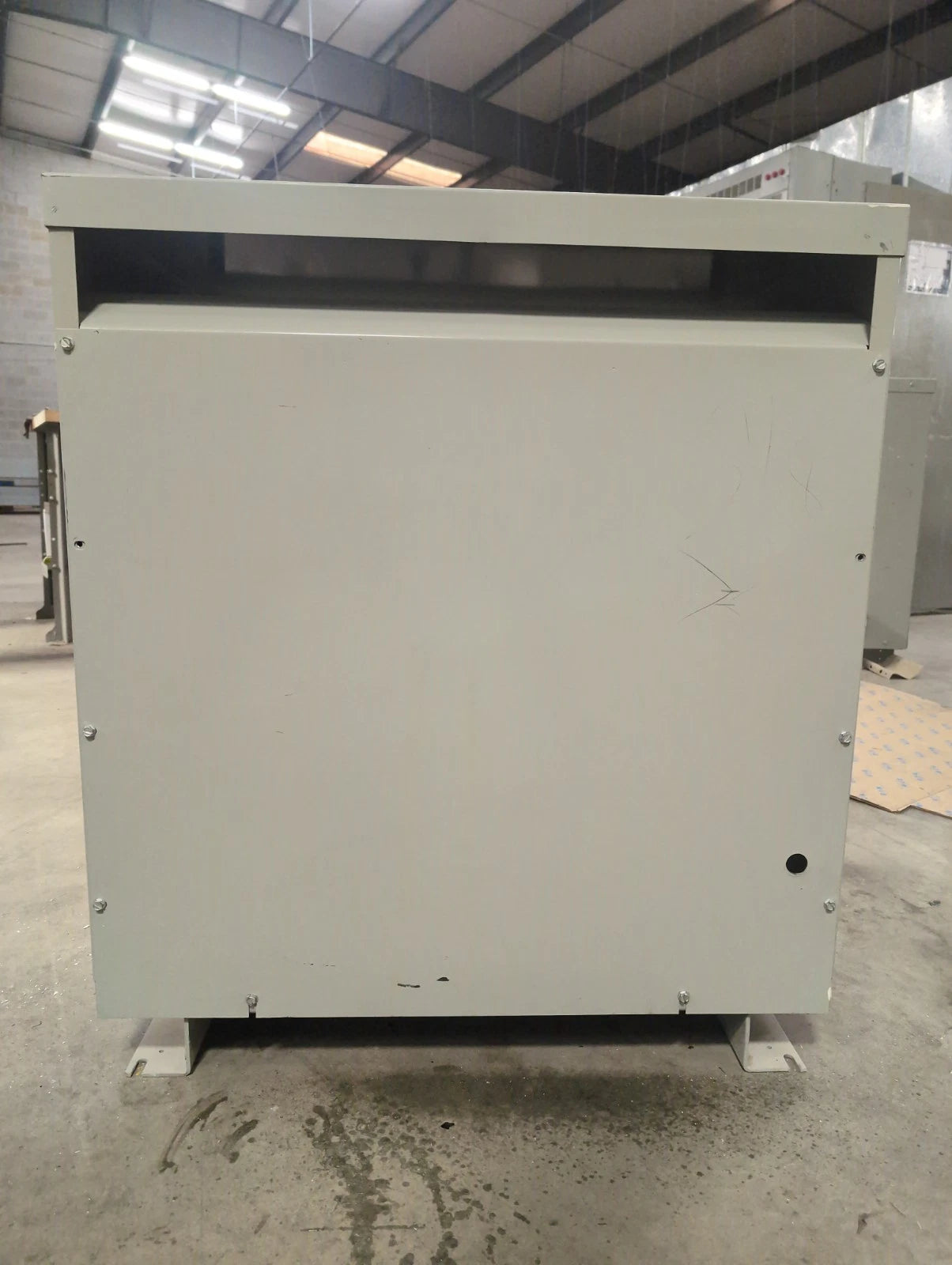 75KVA GE Transformer 9T23B3874 3PH Pri 480V Sec 208/120V Type QL Indoor Encl Used