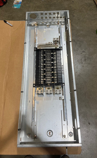 Square D NQOD442L400 Panelboard 400A 3PH 208Y/120V 4W MLO Panel 400 Amp 42 Cir Used