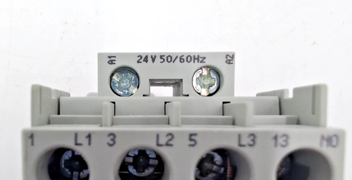 Allen-Bradley 100-C23KJ10 Bulletin 100-C Series IEC Contactor 24V 50/60Hz 23A Used