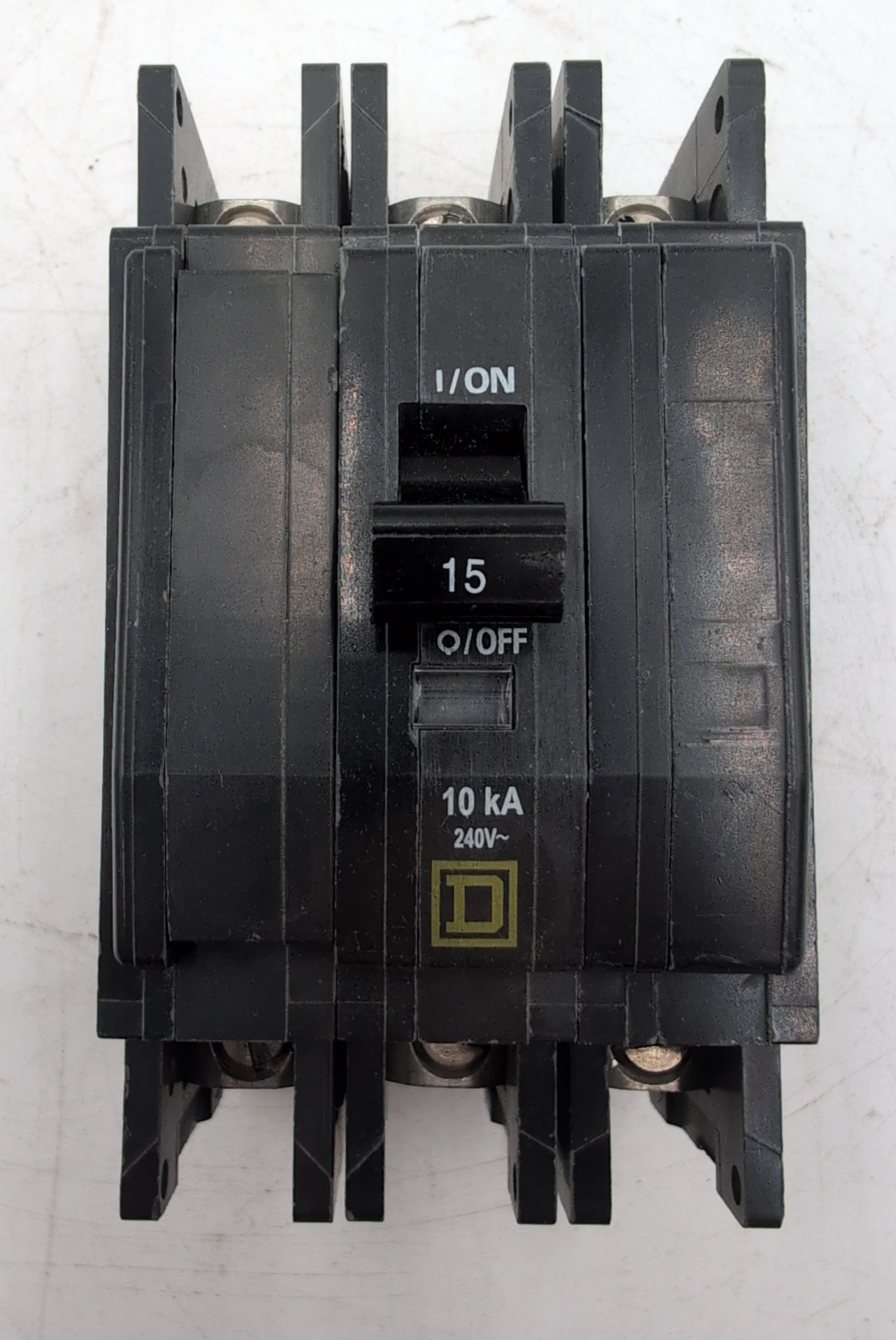 Square D QOU315 Miniature Circuit Breaker 15 Amp 3-Pole 240V Unit Mount NEW New