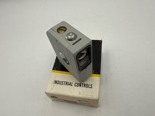 Allen Bradley 42MBS-5000 Photoswitch Background Suppression Photohead 42MTB New