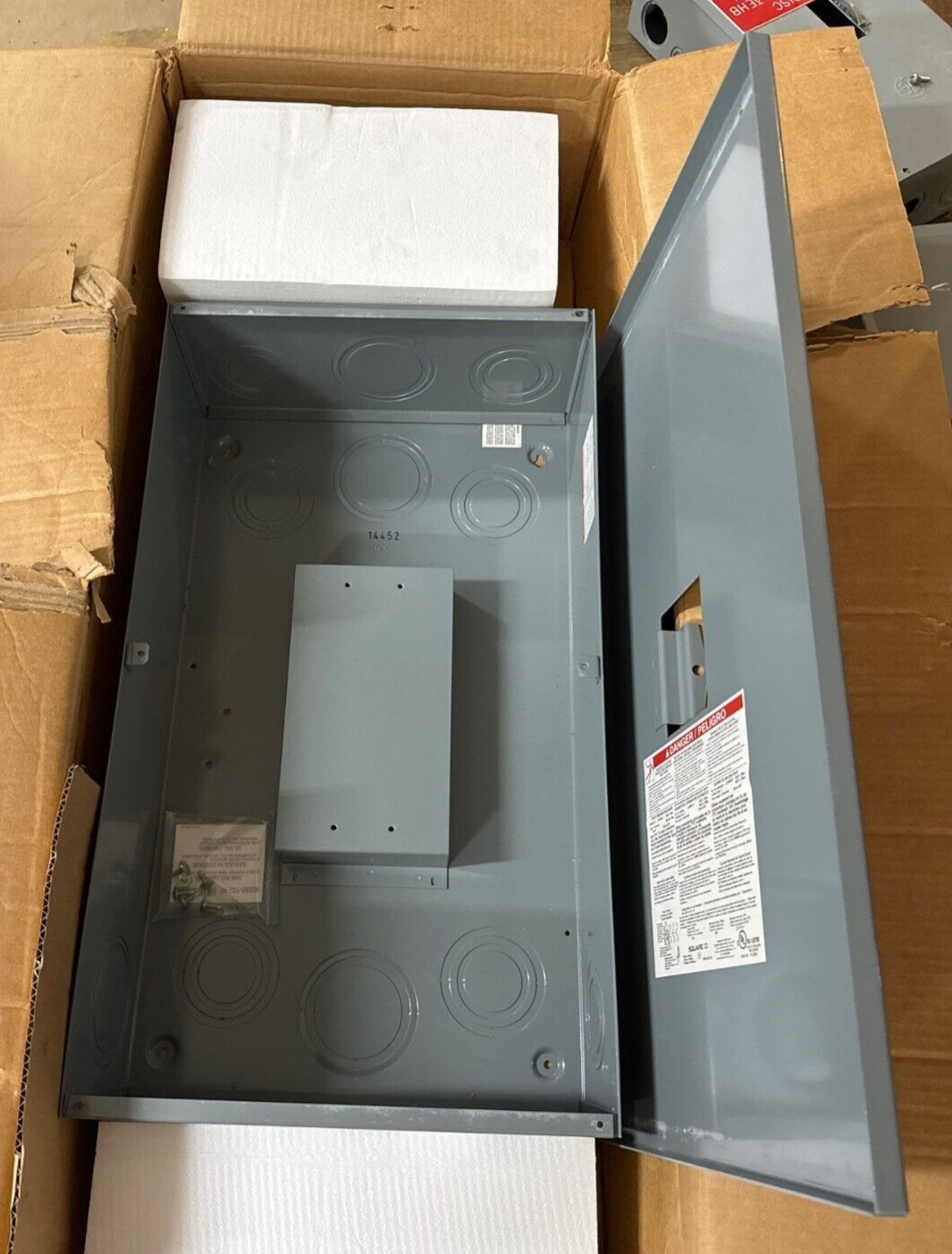 Square D LA400LS New