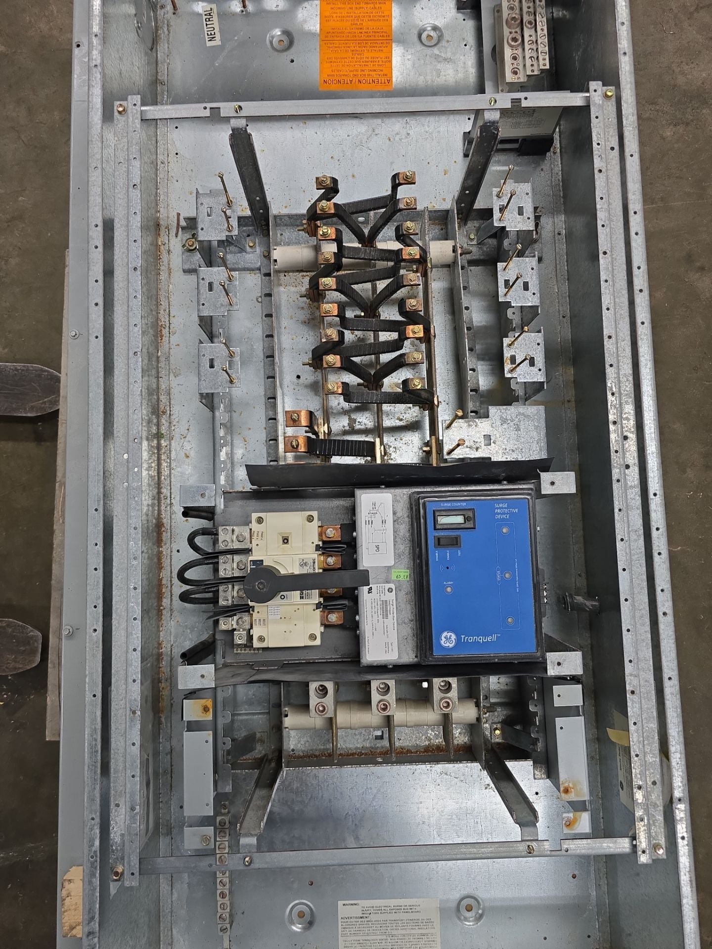 GE APNB Panelboard 400A 480/277V 3PH 4W TPHE277Y20PP Surge Protective Device