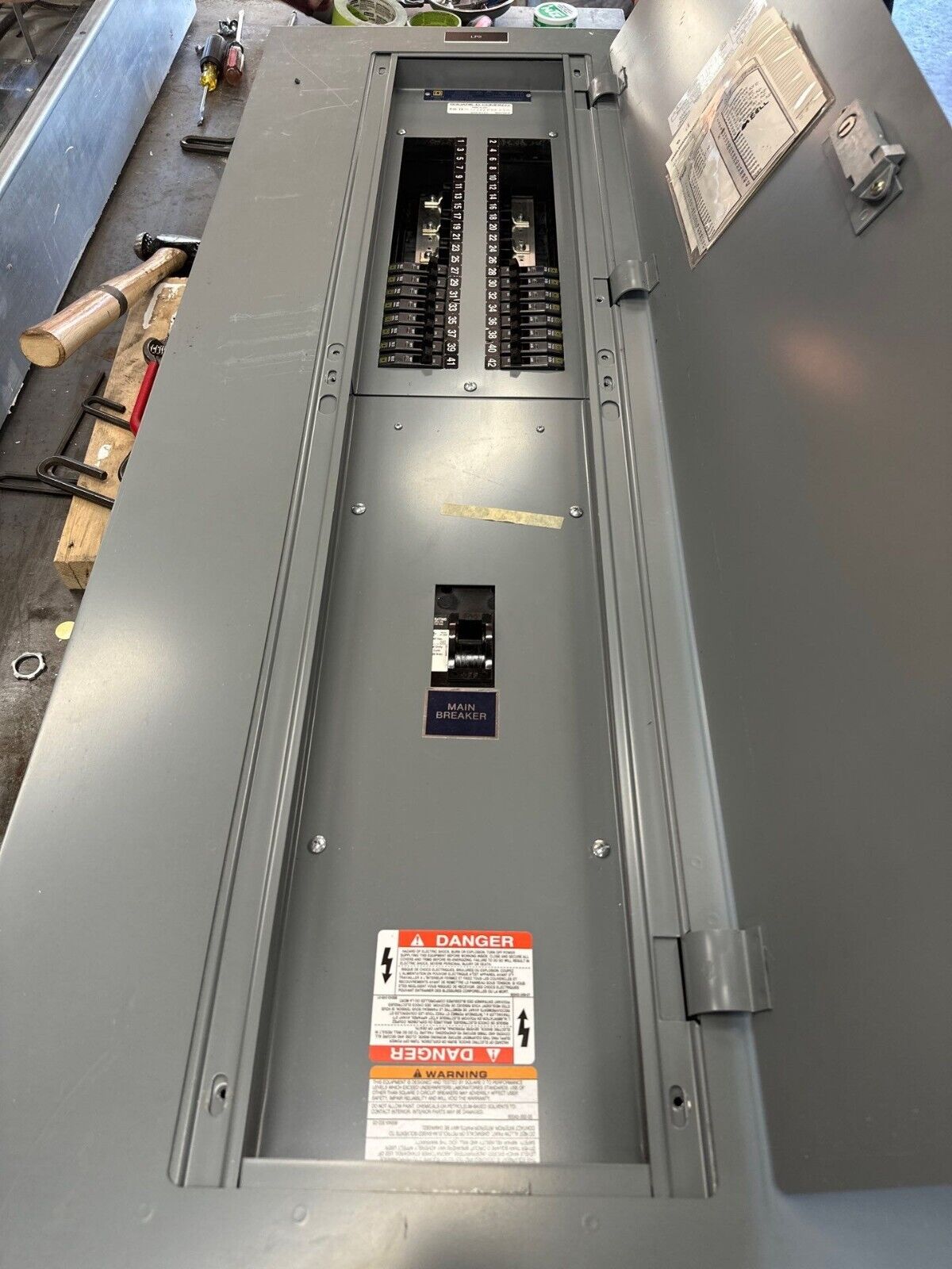 Square D NQOD442M225 NQOD Panelboard 225A 208Y/120V 3PH 42Cir 4W Indoor Encl MCB P343 Used