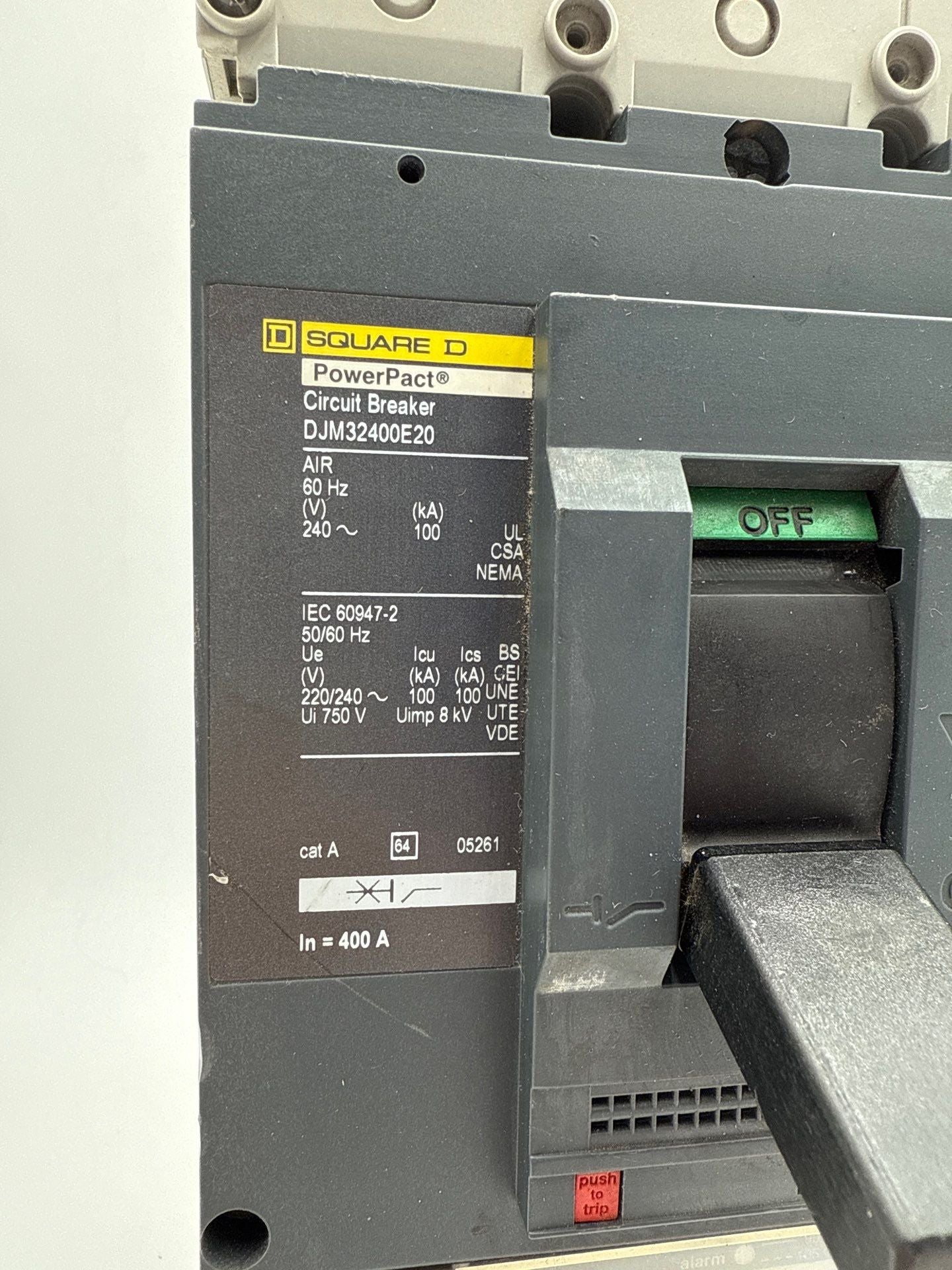 Square D DJM32400E20 Circuit Breaker 400A 3P 240V PowerPact 400 Amp 3 Pole Used