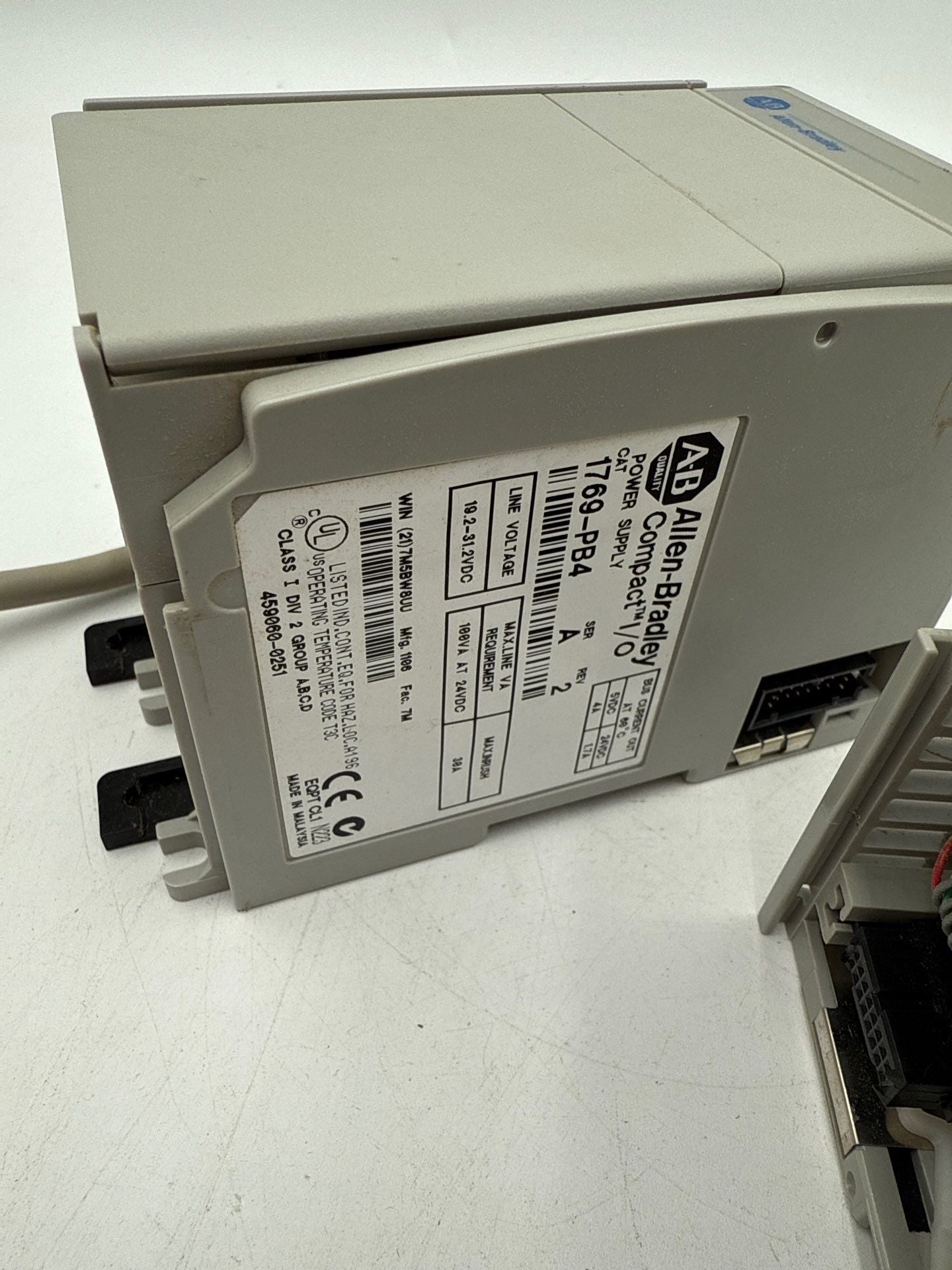 Allen Bradley 1769-PB4 Compact I/O Power Supply 1769-OF2 Output Module 1769-ECR Used