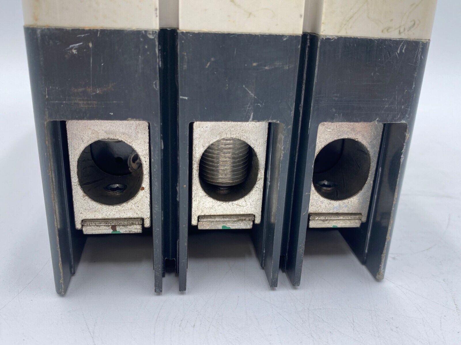 Eaton HJD3250 Used