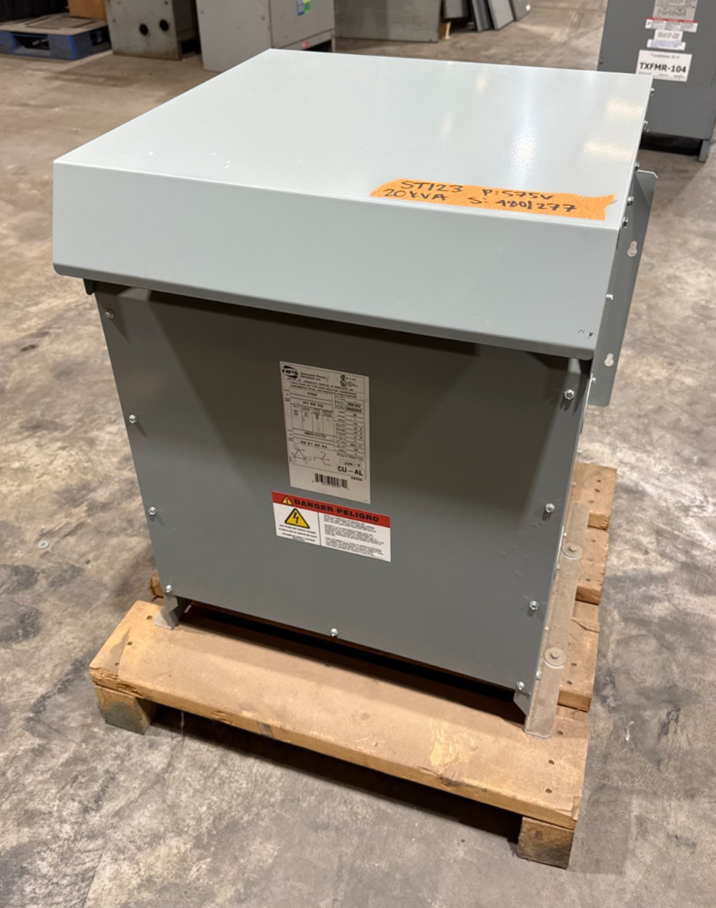 20KVA Hammond DM020NK Transformer Pri 575V Sec 480/277V 3PH 3R Encl Outdoor New