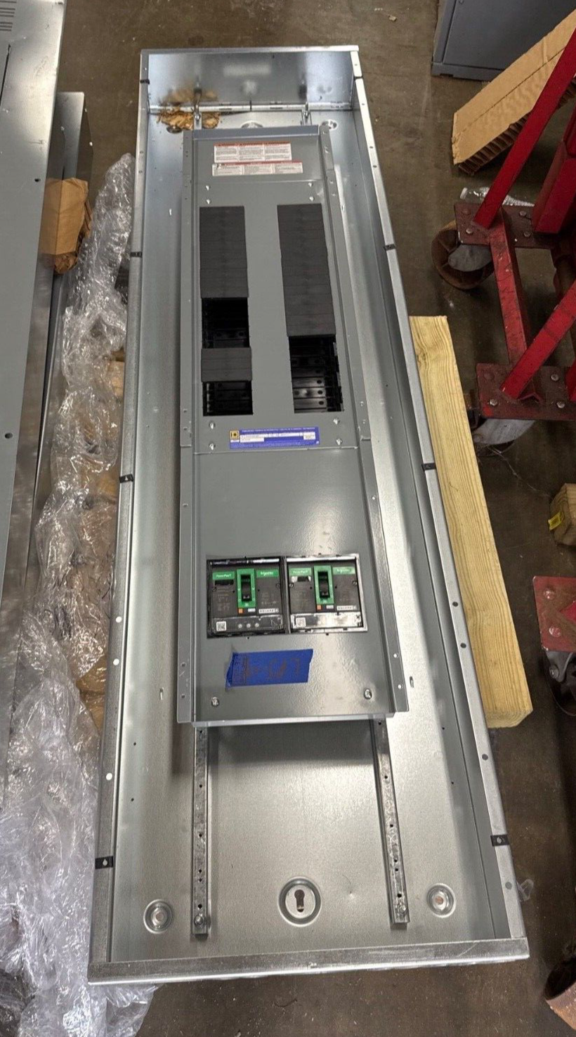 Square D NF Panelboard 400A 480Y/277V 3PH 4W 42 Cir Indoor Encl MLO HDL36150U33X P639 New