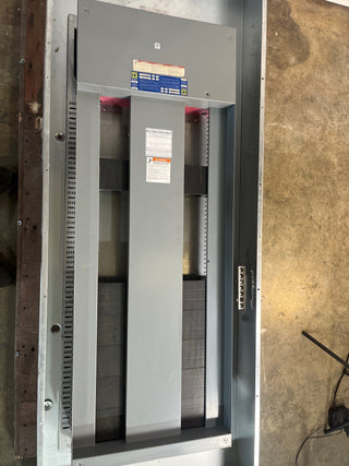 Square D HCM I-Line Panelboard 800A 480/277V 3PH 4W 66 Space MLO Indoor Encl HC3291B Used