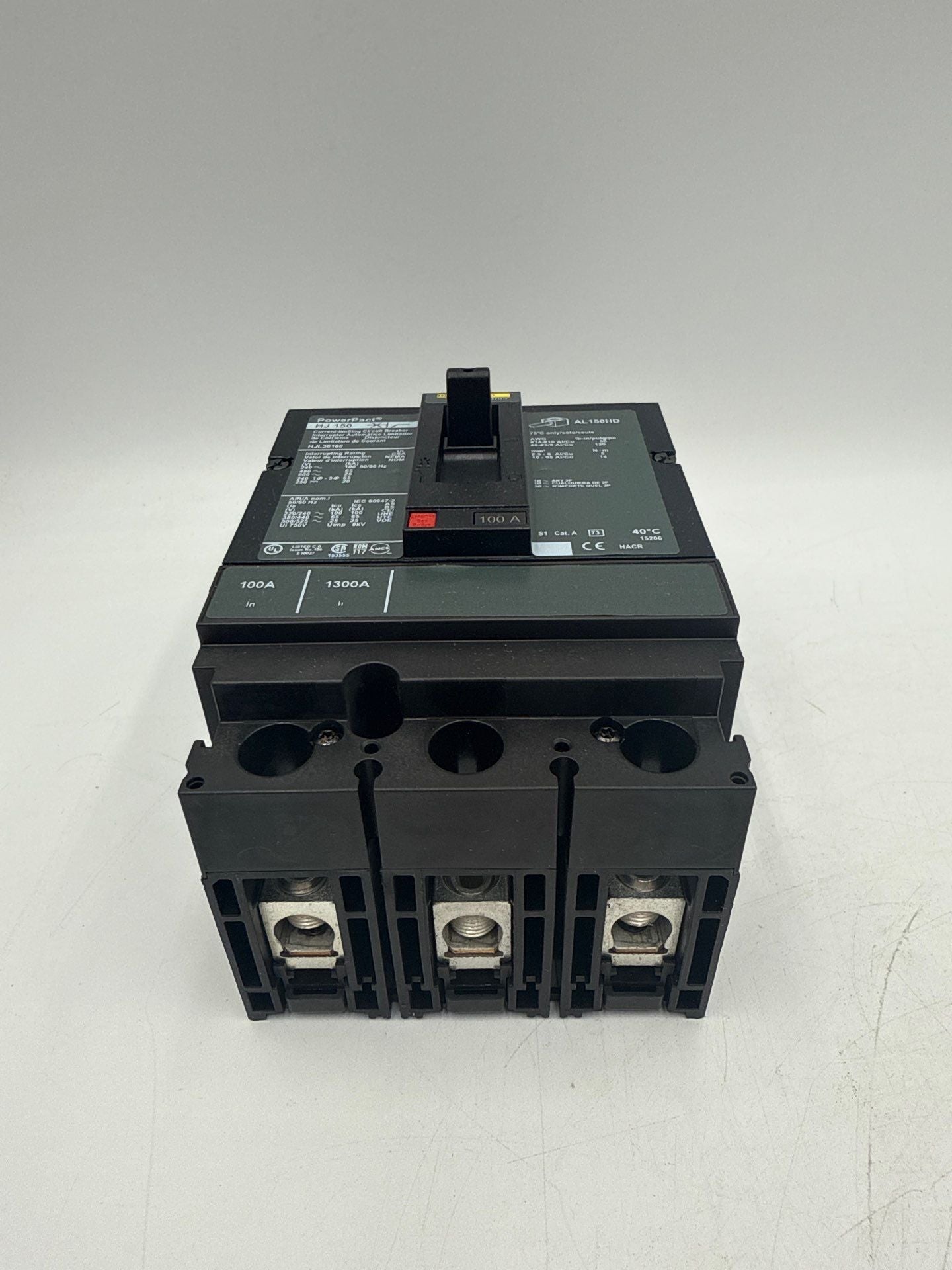 Square D HJL36100 Circuit Breaker 100A 3P 600V 3PH HJL 100 Amp 3 Pole Used