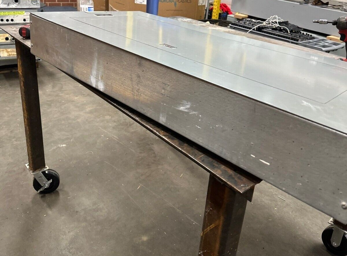 Square D NF Panelboard 250A 600V 3PH 4W MLO 42 Cir Main Lug Indoor 250Amp NEMA 1 P370 Used