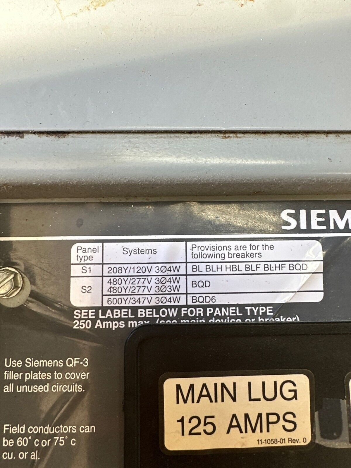 Siemens S1 Panelboard 250A 208Y/120V 3PH 4W 42 Circuit Indoor Encl 250 Amp Max P395 Used