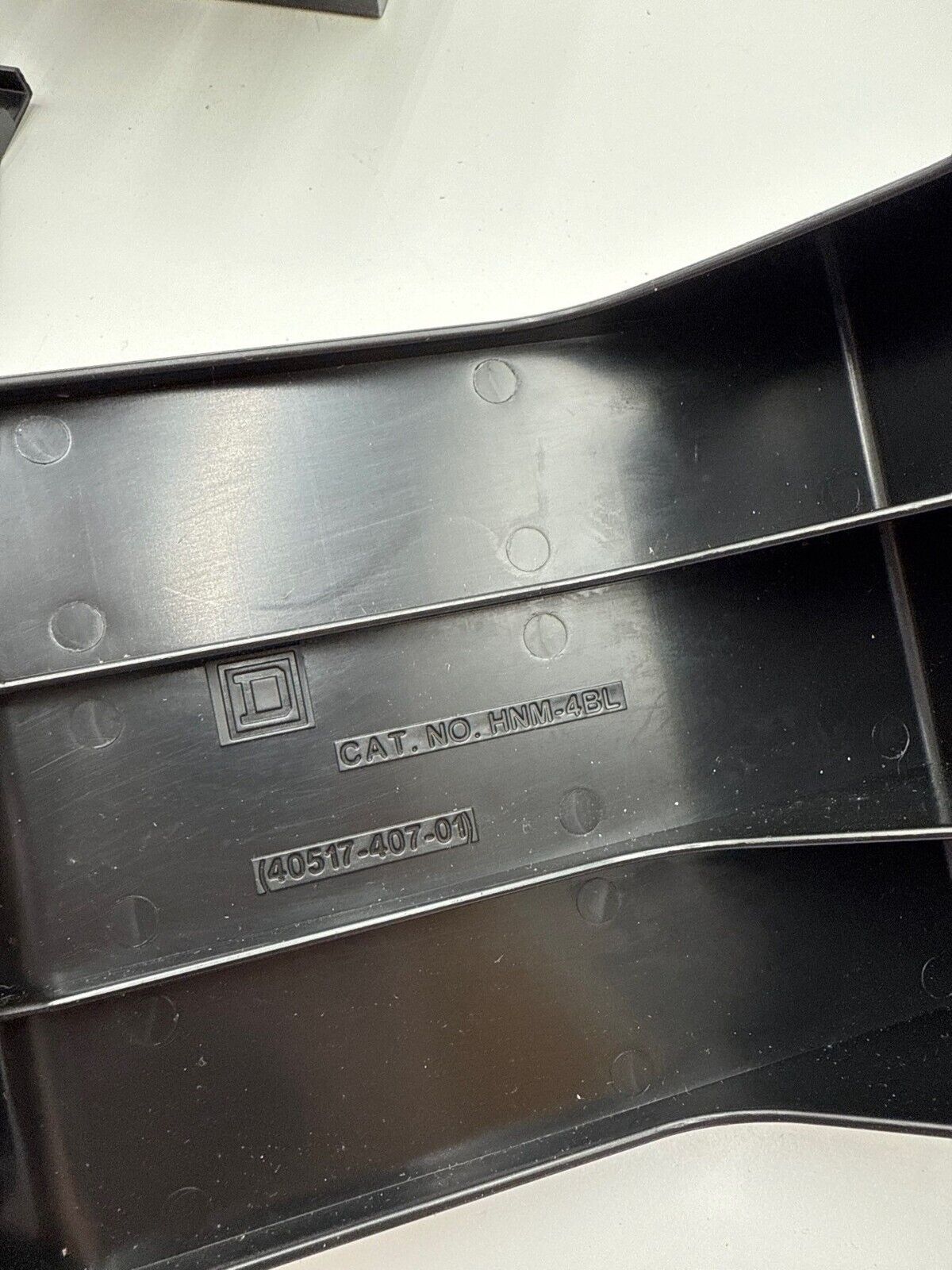 Square D HNM-4BL New