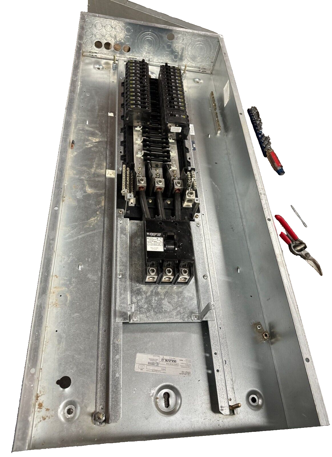 Square D NQOD442M225 Panelboard 225A 208Y/120V 3PH 4W Main MCB Q2L3100 100 Amp P407 Used