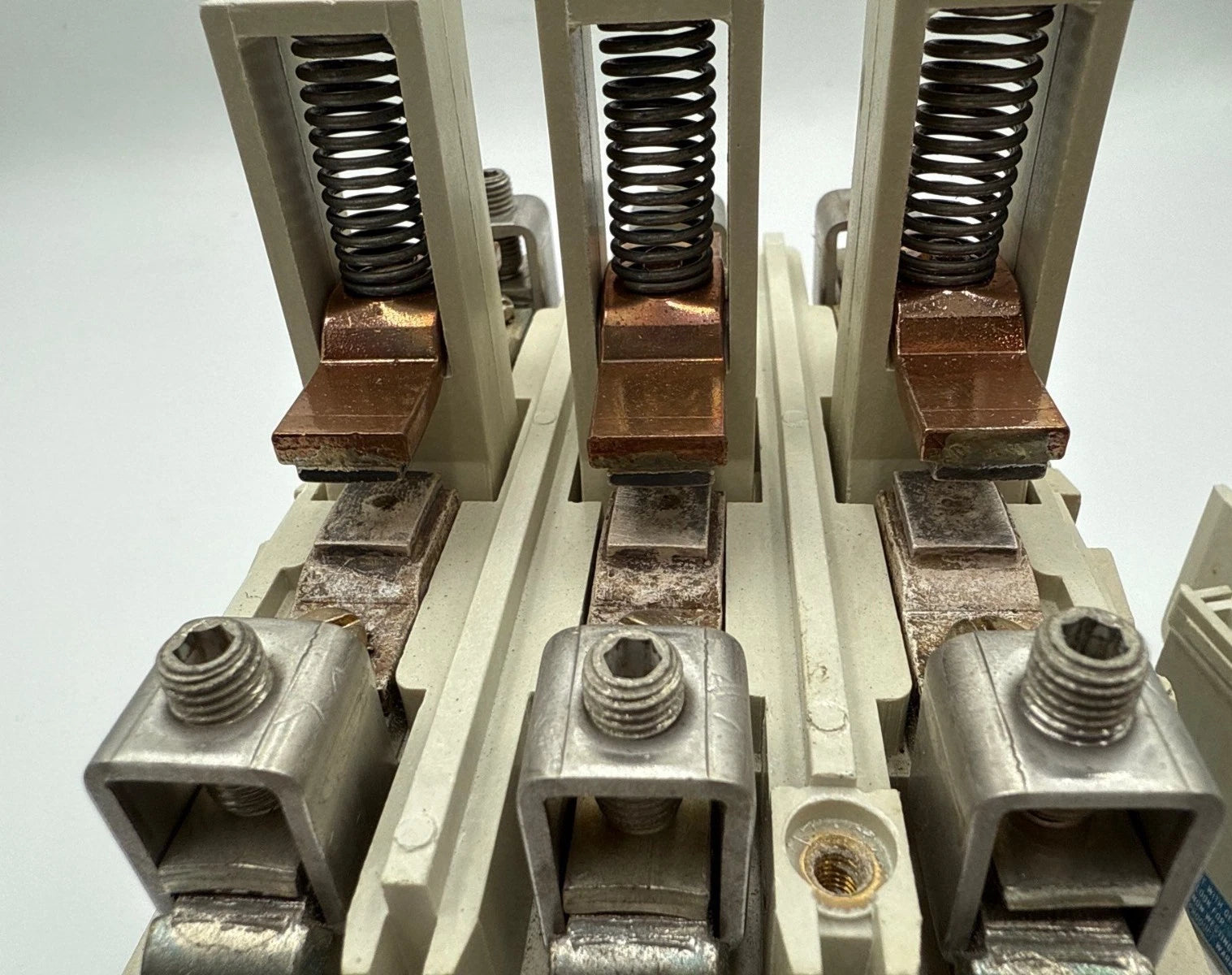 Westinghouse A201K3CA Contactor Size 3 90A 3P 600V 3PH 50HP Coil 110/120V Used