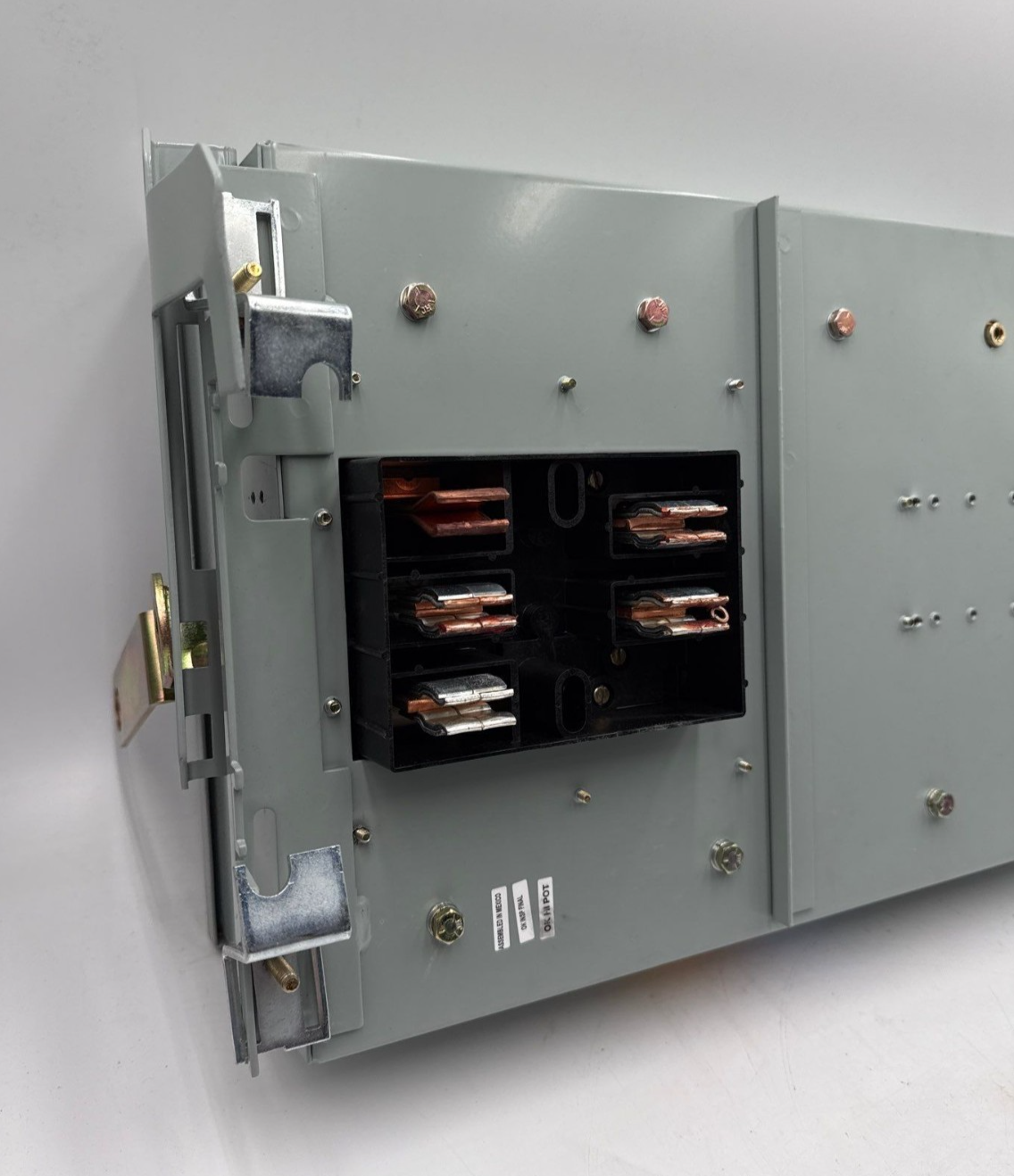 Eaton P3F321RGN Pow-R-Way III Busway Switch Bus Plug 30A 3PH 120/208V 4W Fusible New