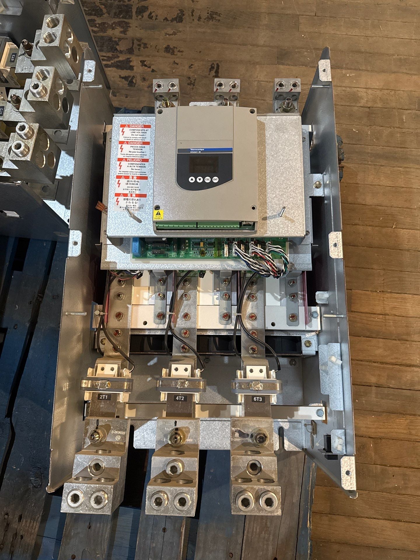 SCHNEIDER ELECTRIC ATS48C59YU UNTESTED FOR PARTS OR REPAIRS Used
