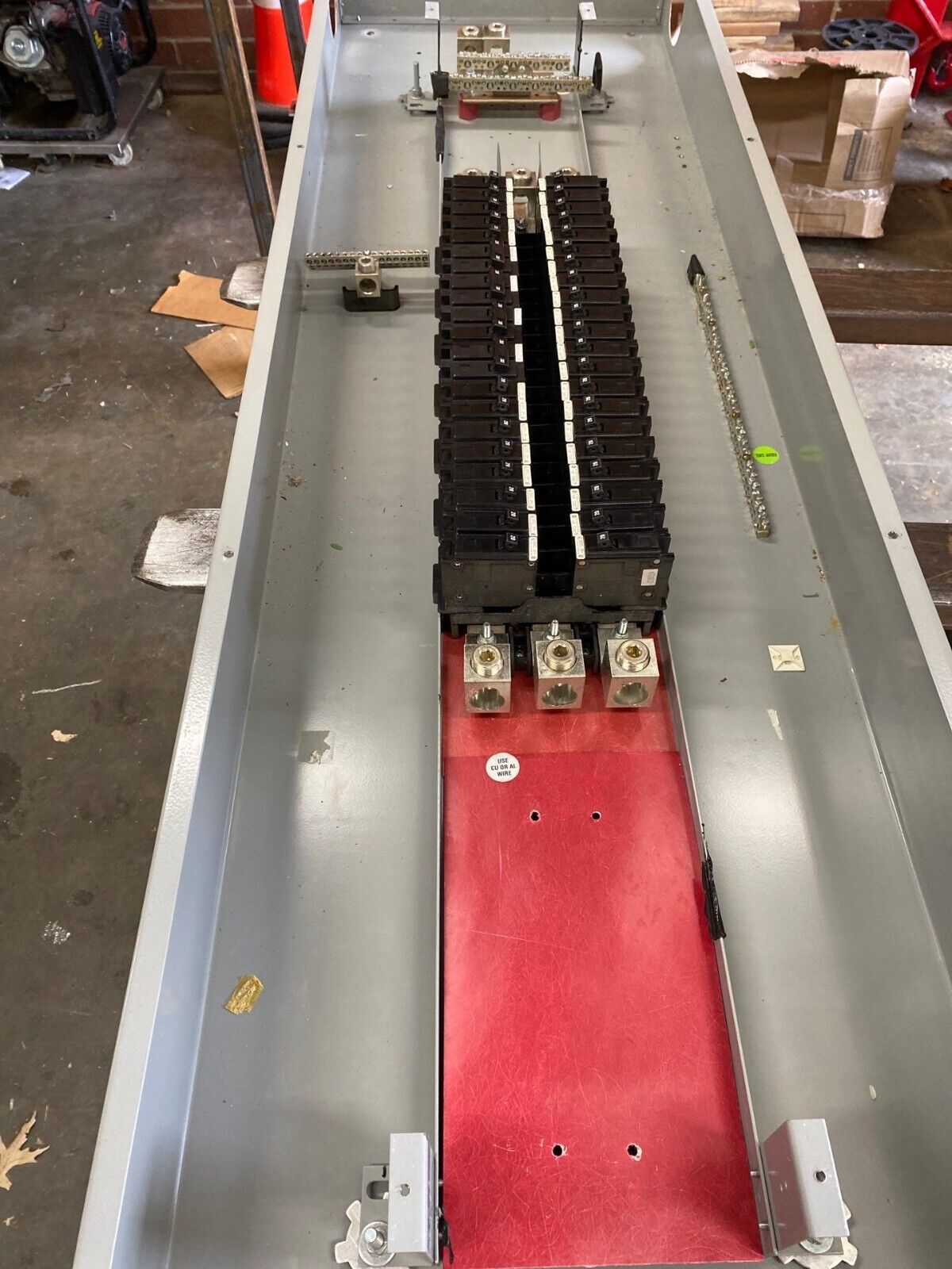 IEM PIU75 Panelboard 400A 208Y/120V 3PH 4W 42 Circuit Indoor Encl MLO 400 Amp P460 Used