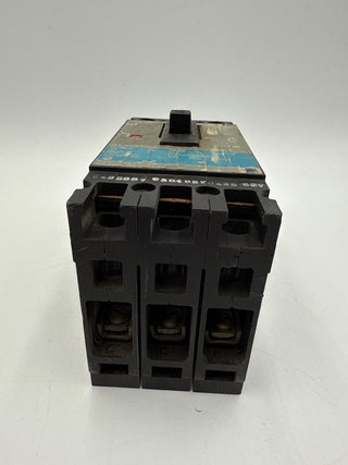 Siemens ITE ED23B015 Circuit Breaker 15A 3P 240V ED2 15 Amp 3 Pole Used