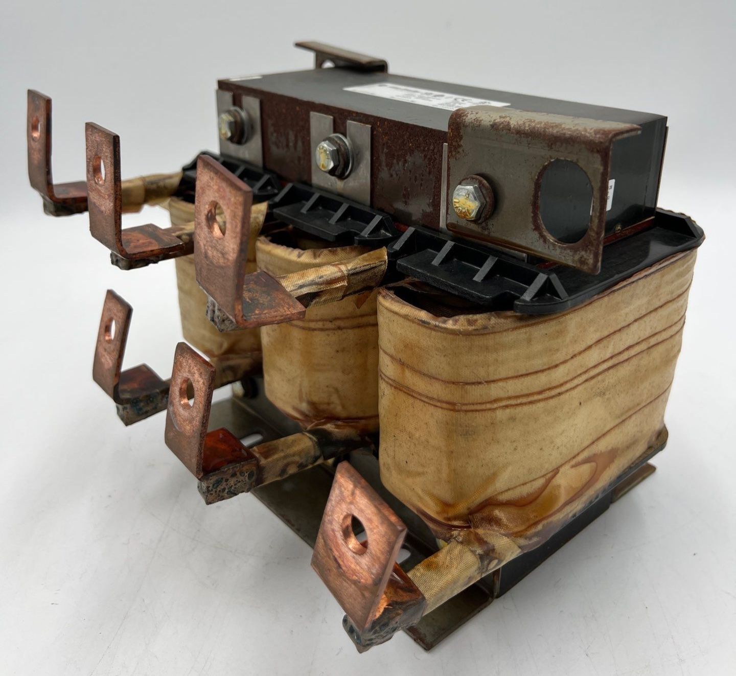 Allen Bradley 1321-3R200-B Drive Line Reactor 3PH 200A 0.110MH 200-690V Used