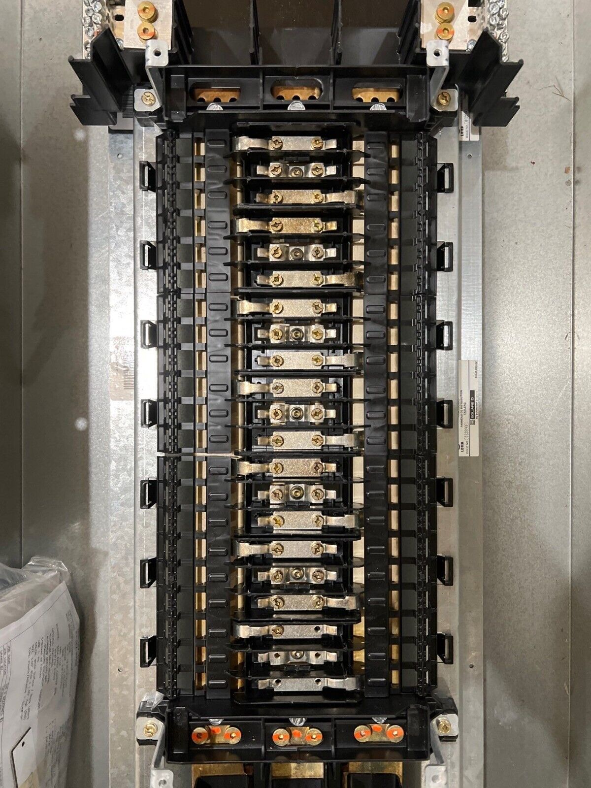 Sq D NQ Panelboard 600A 208Y/120V 3PH 4W 42 Cir LGP36600U31X MCB Indoor Encl P672 New