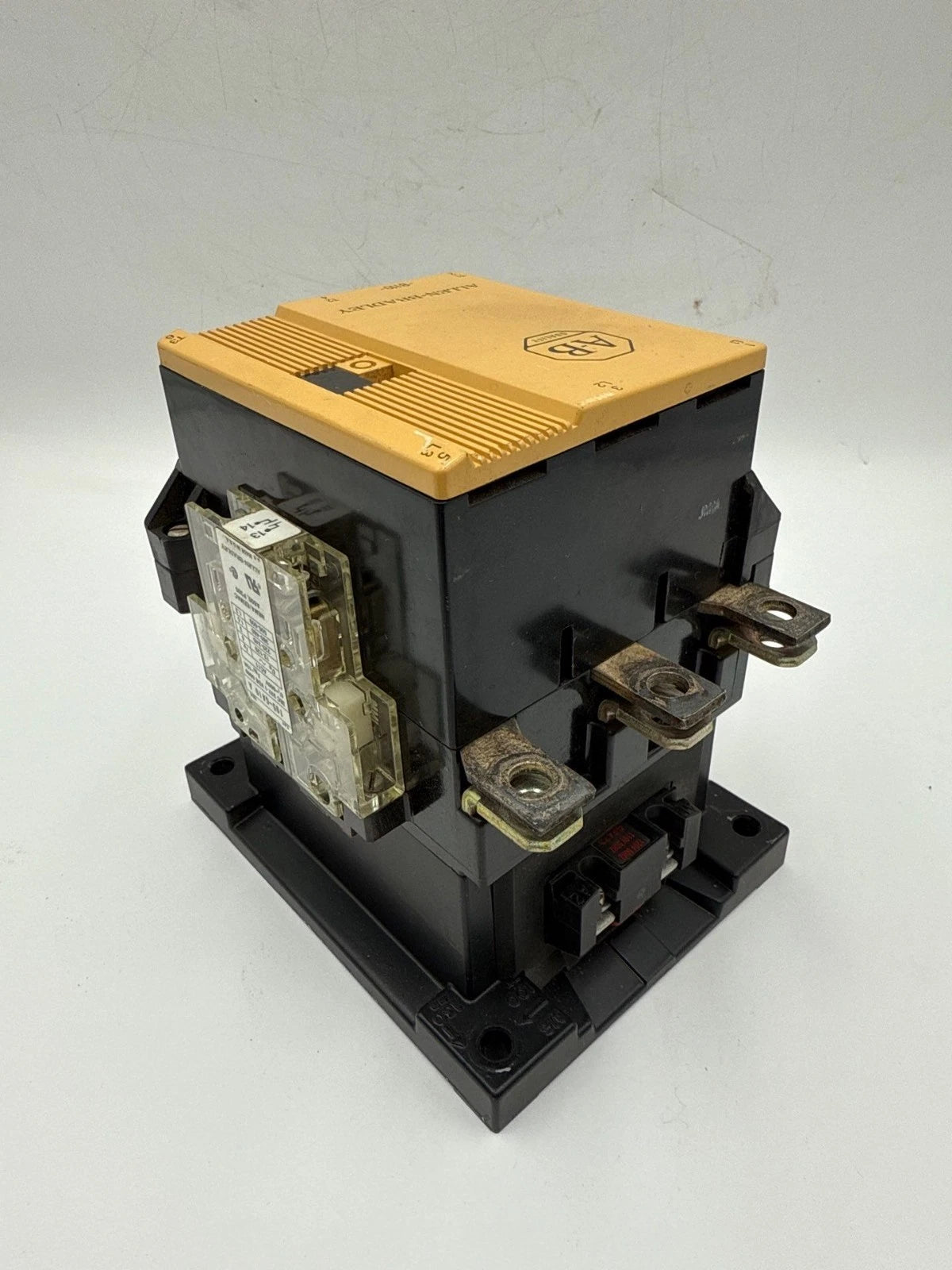 AB 100-B110ND3 Contactor 110A 3P 600V 3PH 100HP Coil 110/120V 100-B110N*3 Used