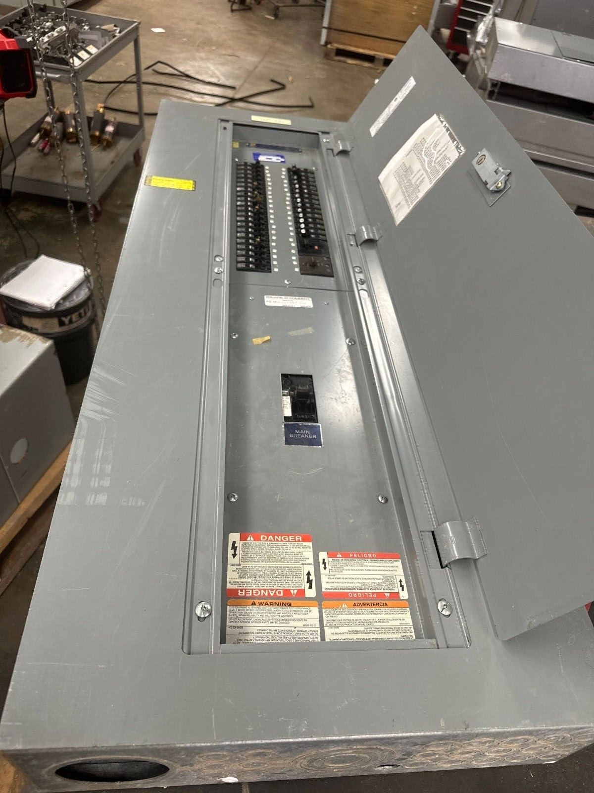 Square D NQOD442M225 Panelboard 225A 208/120V 3PH 4W MCB Indoor Encl 42 Circuit P374 Used