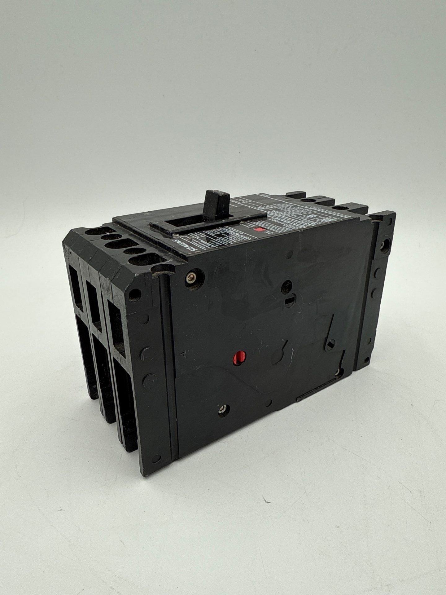 Siemens HED43B060 Circuit Breaker 60A 3P 480V HED4 60 Amp 3 Pole Used