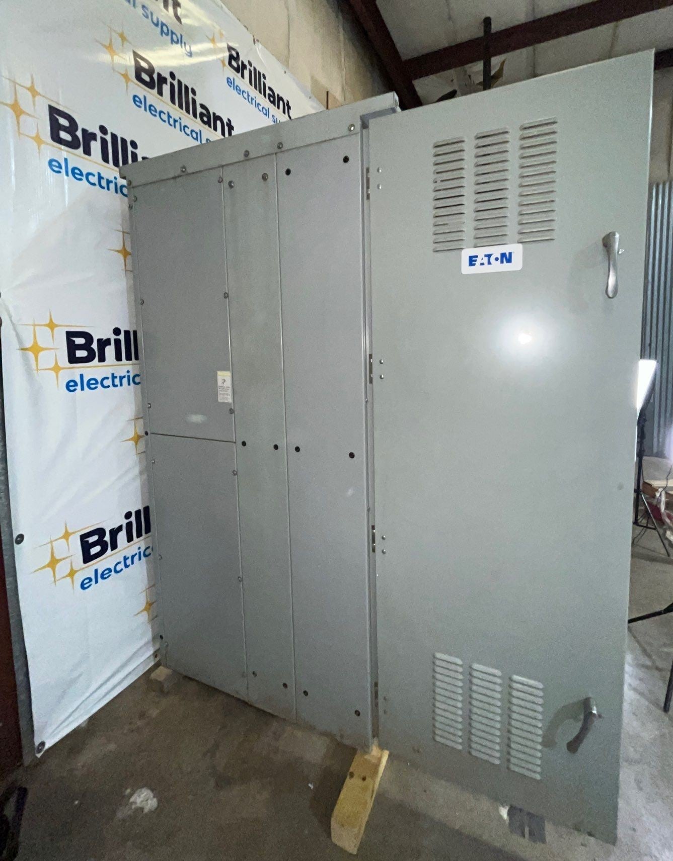 Eaton PRLC Switchboard 1600A 208/120V 3PH 4W 3R Encl MCB RGH316036E LSIG Used