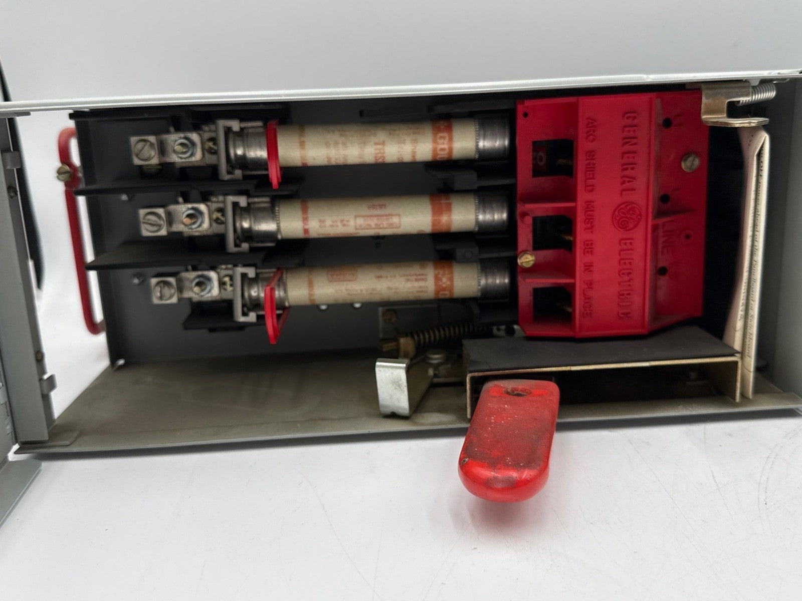 GE ADS36030HD Fusible Panelboard Switch 30A 3P 600V SPECTRA SERIES 30 Amp 3 Pole Used